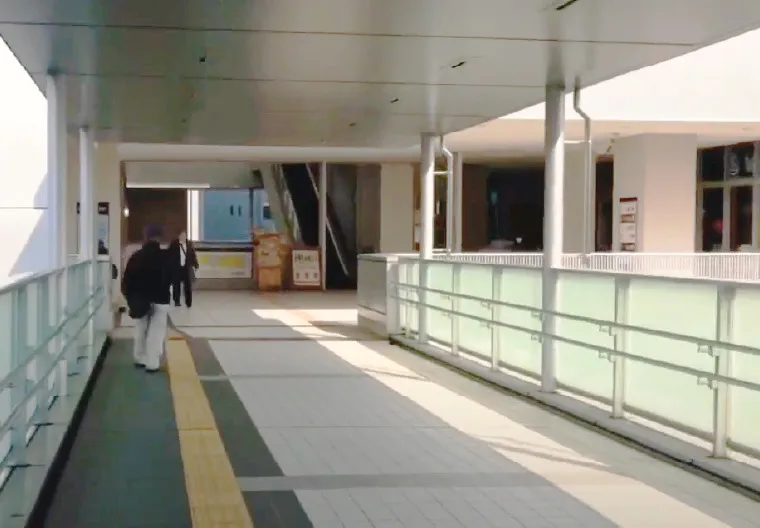広島駅からお越しの方